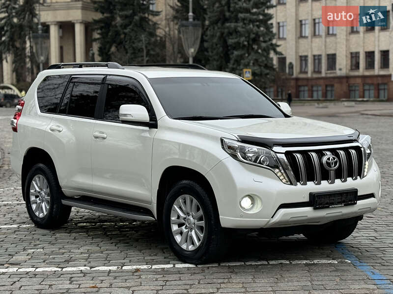 Позашляховик / Кросовер Toyota Land Cruiser Prado 2016 в Харкові