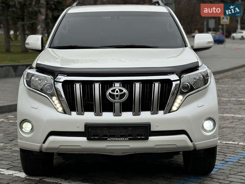 Позашляховик / Кросовер Toyota Land Cruiser Prado 2016 в Харкові