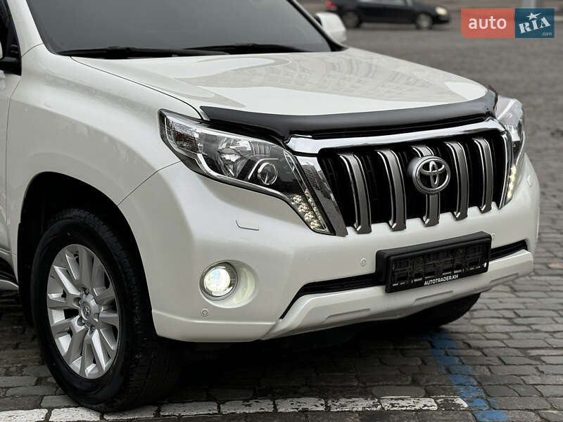 Позашляховик / Кросовер Toyota Land Cruiser Prado 2016 в Харкові