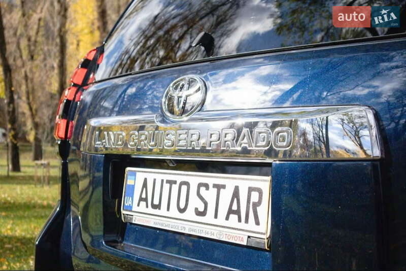 Внедорожник / Кроссовер Toyota Land Cruiser Prado 2017 в Киеве