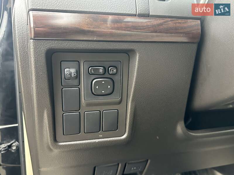 Позашляховик / Кросовер Toyota Land Cruiser Prado 2010 в Києві