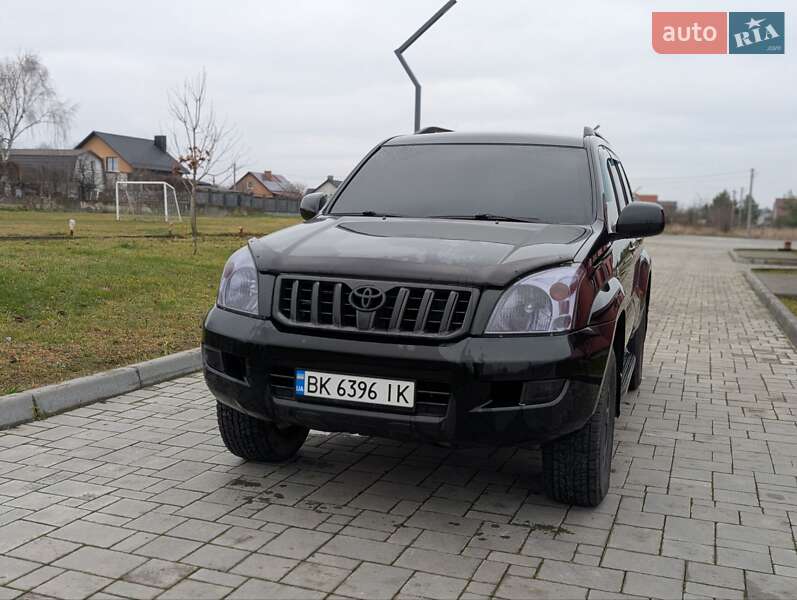 Внедорожник / Кроссовер Toyota Land Cruiser Prado 2005 в Здолбунове