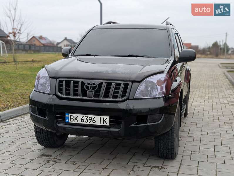 Внедорожник / Кроссовер Toyota Land Cruiser Prado 2005 в Здолбунове