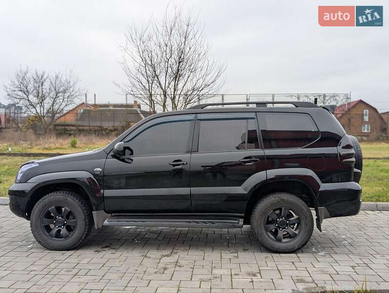 Внедорожник / Кроссовер Toyota Land Cruiser Prado 2005 в Здолбунове