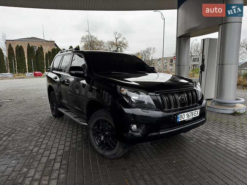 Позашляховик / Кросовер Toyota Land Cruiser Prado 2010 в Тернополі