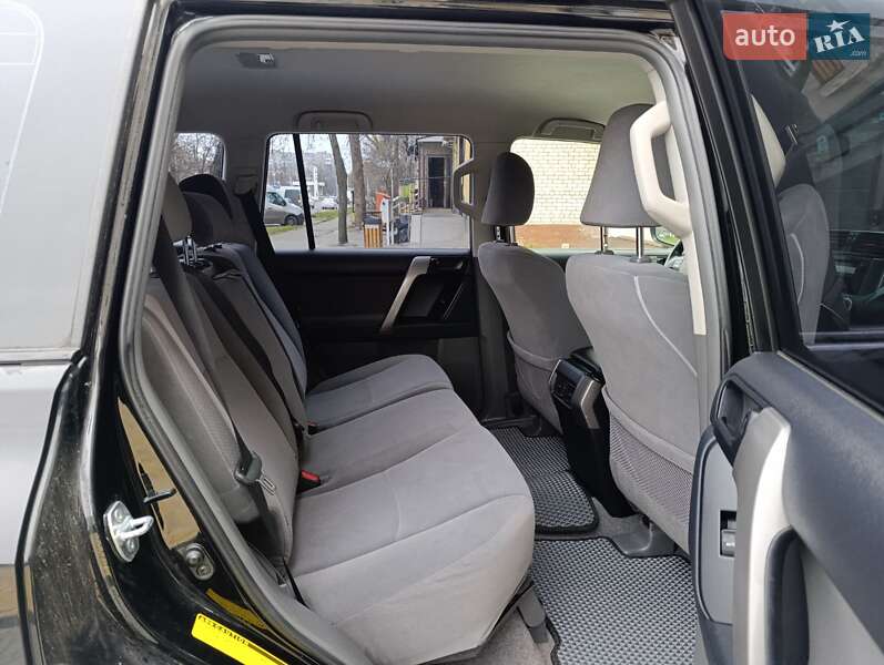 Внедорожник / Кроссовер Toyota Land Cruiser Prado 2012 в Николаеве