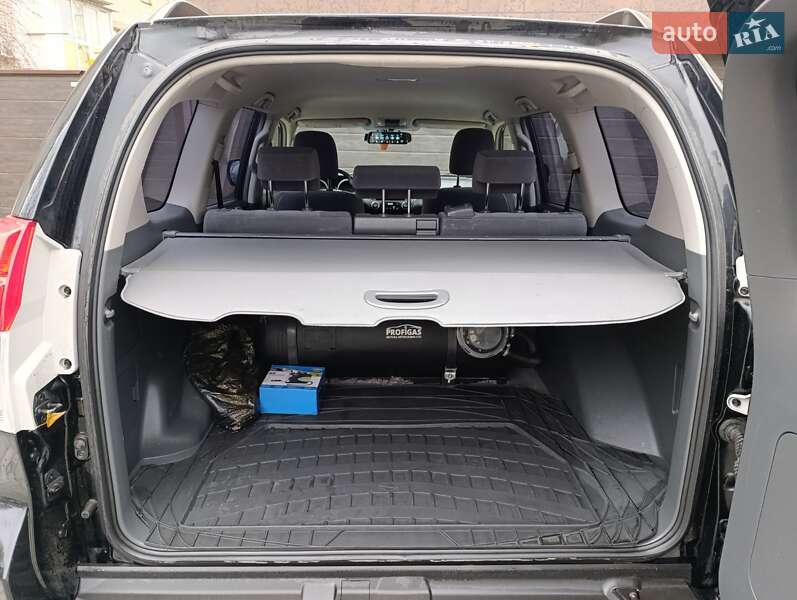 Внедорожник / Кроссовер Toyota Land Cruiser Prado 2012 в Николаеве