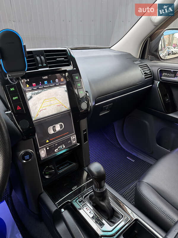 Внедорожник / Кроссовер Toyota Land Cruiser Prado 2011 в Ивано-Франковске