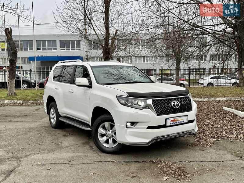 Toyota Land Cruiser Prado 2019