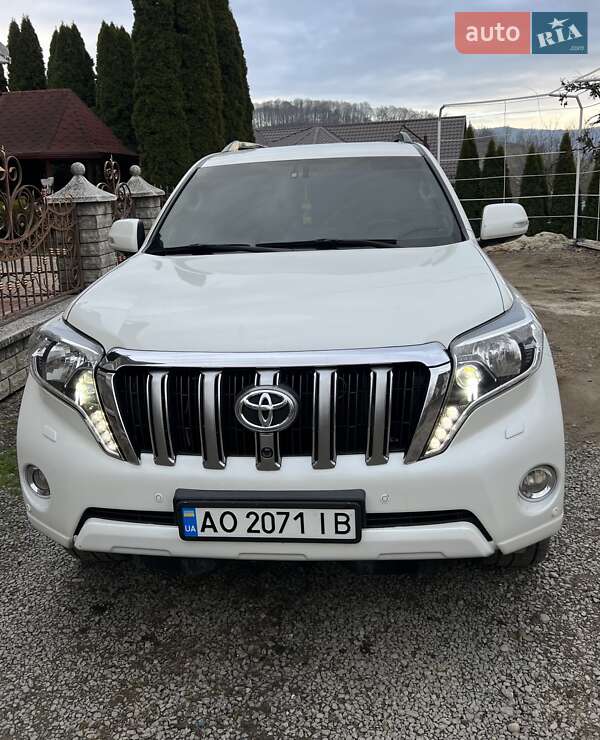 Toyota Land Cruiser Prado 2010 Toyota Land Cruiser Prado 2010