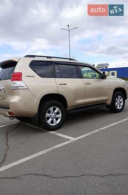 Позашляховик / Кросовер Toyota Land Cruiser Prado 2012 в Дніпрі