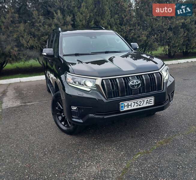 Внедорожник / Кроссовер Toyota Land Cruiser Prado 2021 в Одессе