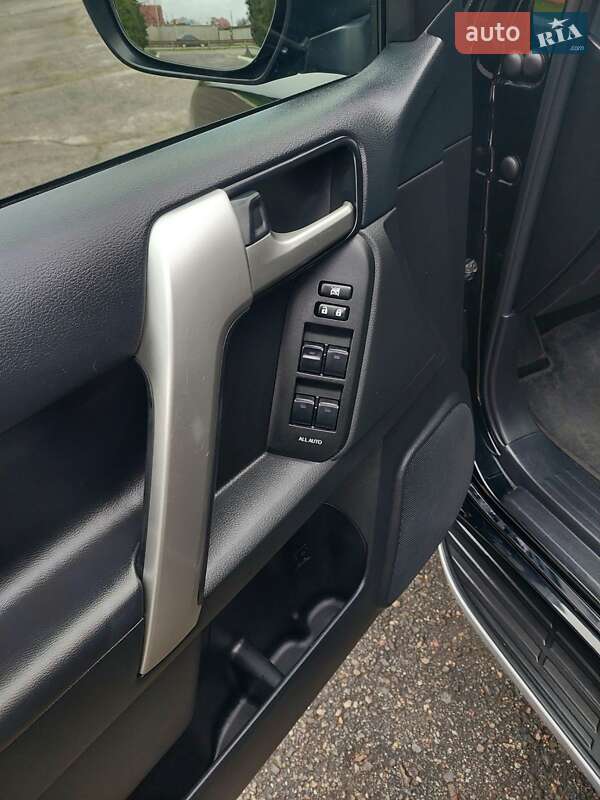 Внедорожник / Кроссовер Toyota Land Cruiser Prado 2021 в Одессе