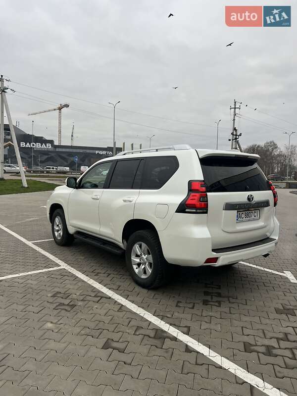 Позашляховик / Кросовер Toyota Land Cruiser Prado 2019 в Луцьку