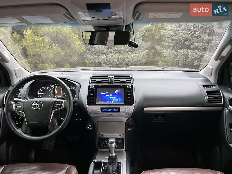 Внедорожник / Кроссовер Toyota Land Cruiser Prado 2020 в Днепре