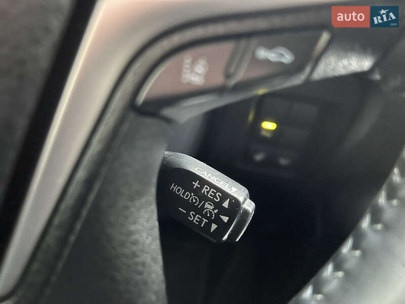 Внедорожник / Кроссовер Toyota Land Cruiser Prado 2020 в Днепре