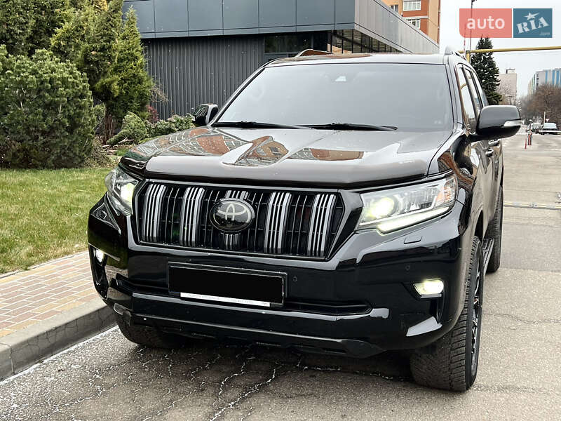 Внедорожник / Кроссовер Toyota Land Cruiser Prado 2020 в Днепре