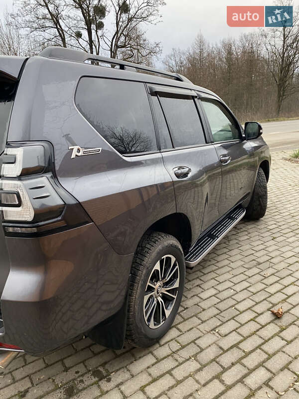 Позашляховик / Кросовер Toyota Land Cruiser Prado 2021 в Хмельницькому