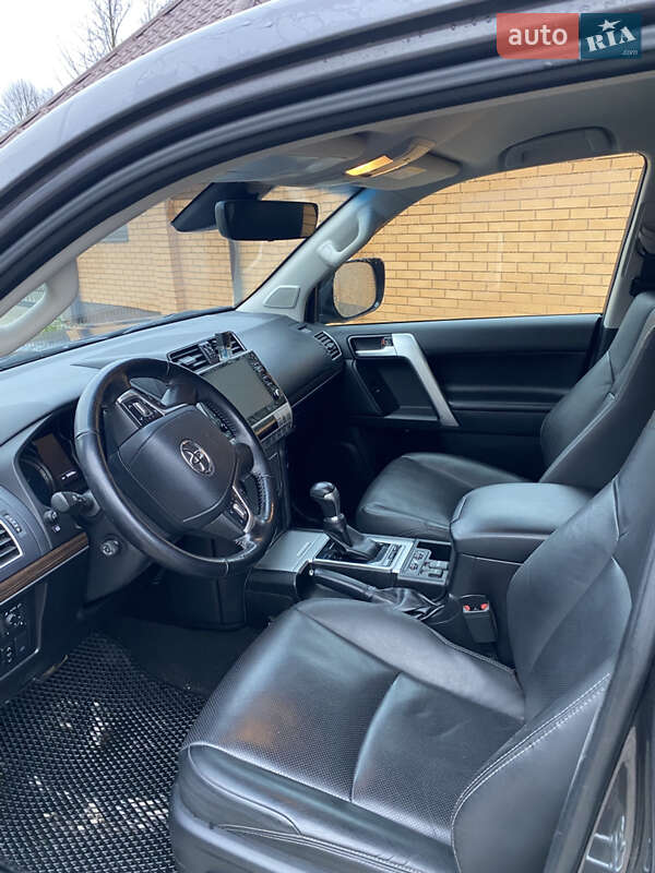 Позашляховик / Кросовер Toyota Land Cruiser Prado 2021 в Хмельницькому