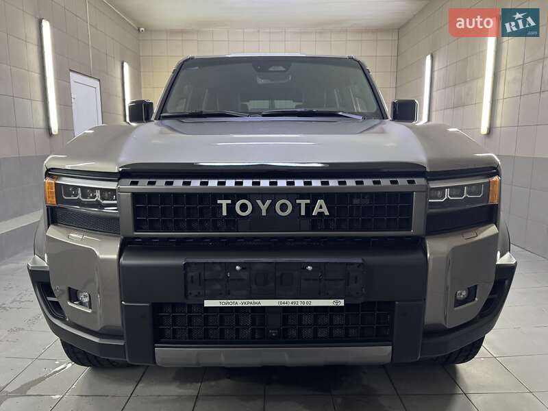 Toyota Land Cruiser Prado 2025