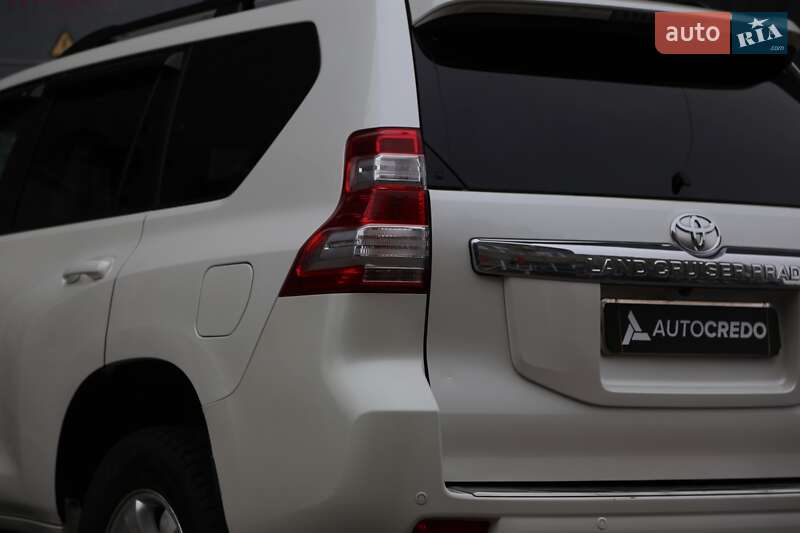 Внедорожник / Кроссовер Toyota Land Cruiser Prado 2013 в Киеве