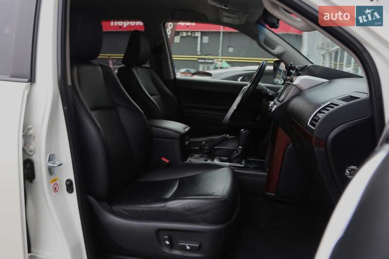 Внедорожник / Кроссовер Toyota Land Cruiser Prado 2013 в Киеве