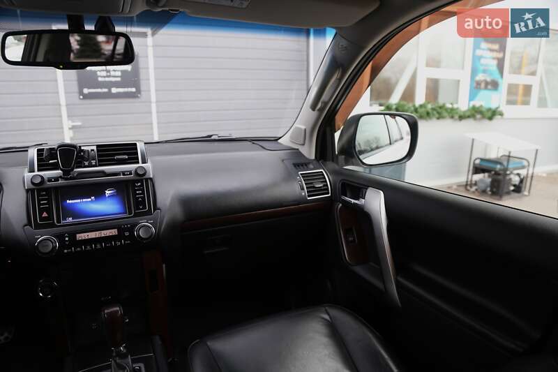 Внедорожник / Кроссовер Toyota Land Cruiser Prado 2013 в Киеве