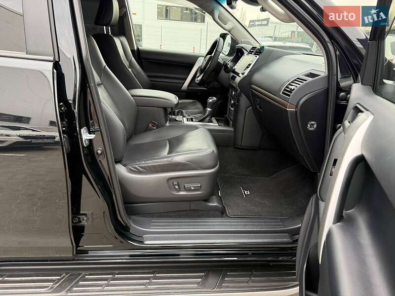 Внедорожник / Кроссовер Toyota Land Cruiser Prado 2021 в Одессе