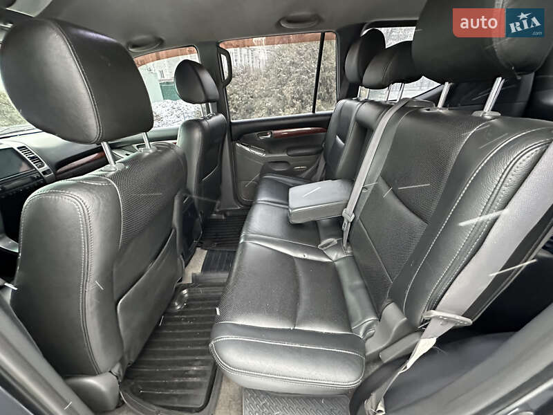 Внедорожник / Кроссовер Toyota Land Cruiser Prado 2006 в Днепре