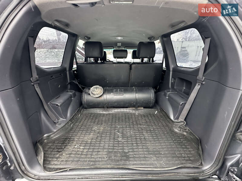 Внедорожник / Кроссовер Toyota Land Cruiser Prado 2006 в Днепре