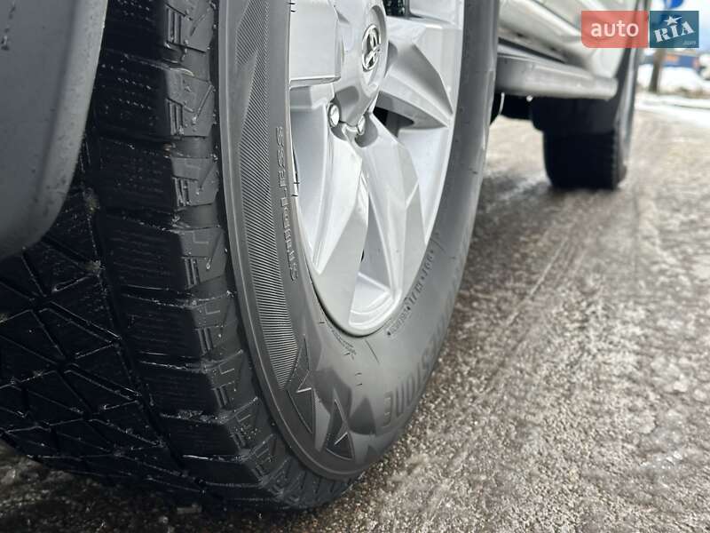 Внедорожник / Кроссовер Toyota Land Cruiser Prado 2019 в Мукачево