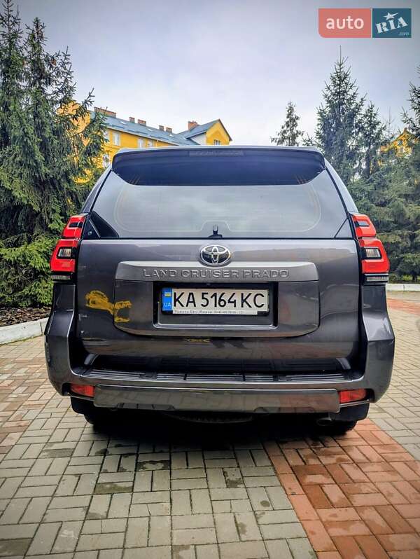 Внедорожник / Кроссовер Toyota Land Cruiser Prado 2020 в Киеве