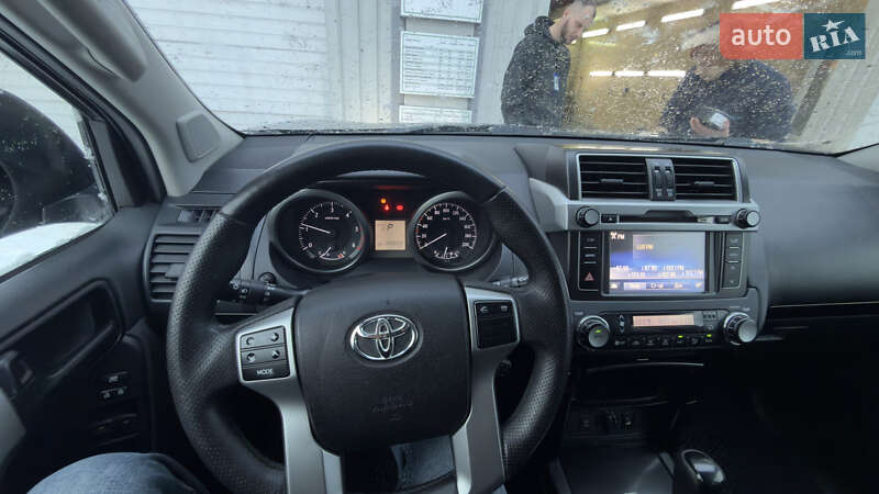 Внедорожник / Кроссовер Toyota Land Cruiser Prado 2015 в Киеве
