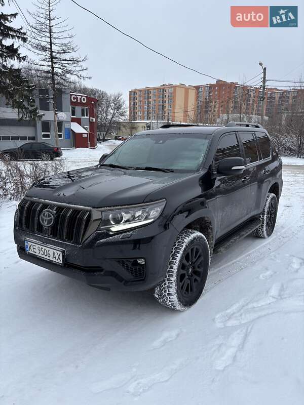 Внедорожник / Кроссовер Toyota Land Cruiser Prado 2022 в Днепре