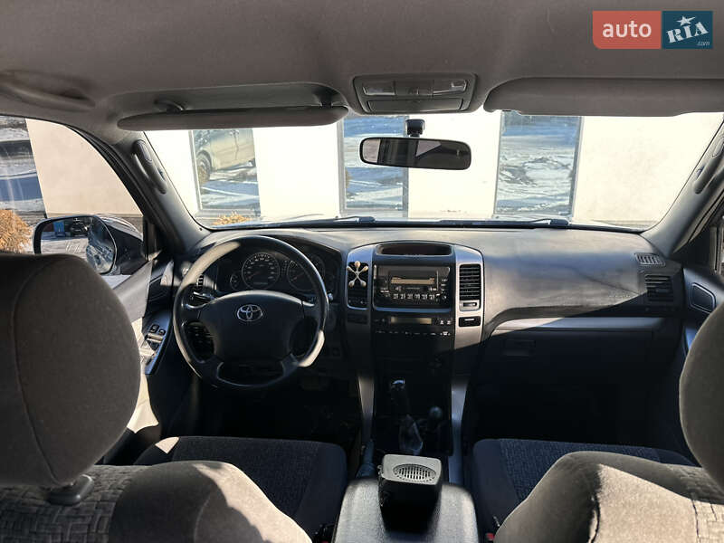 Позашляховик / Кросовер Toyota Land Cruiser Prado 2006 в Коломиї