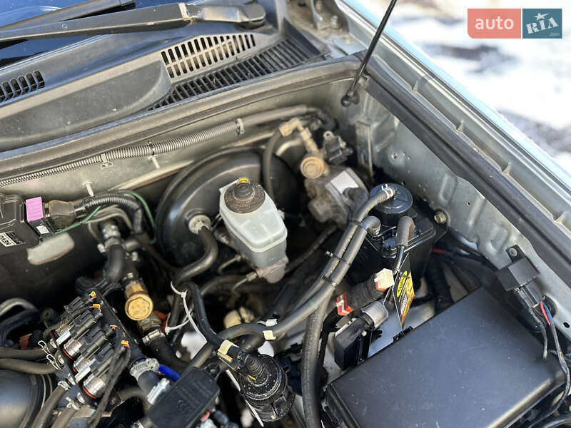 Позашляховик / Кросовер Toyota Land Cruiser Prado 2006 в Коломиї