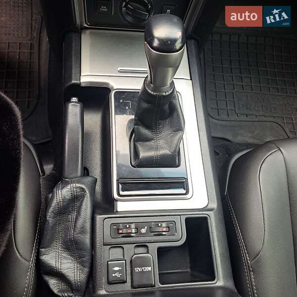 Позашляховик / Кросовер Toyota Land Cruiser Prado 2018 в Києві