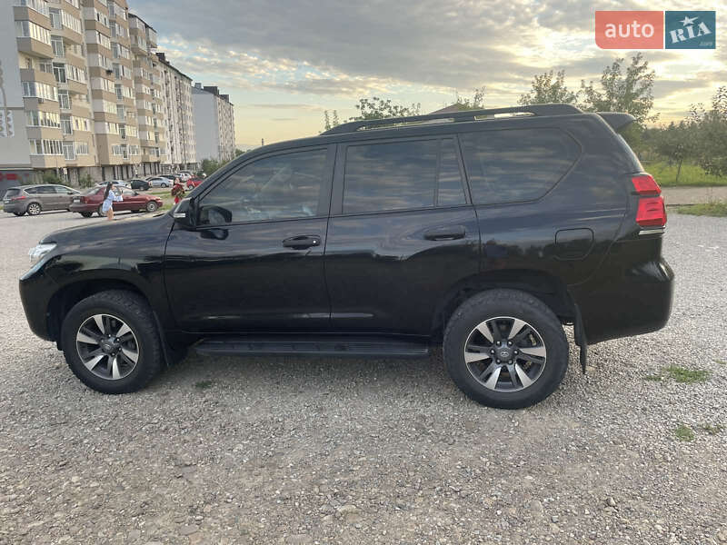 Позашляховик / Кросовер Toyota Land Cruiser Prado 2019 в Івано-Франківську