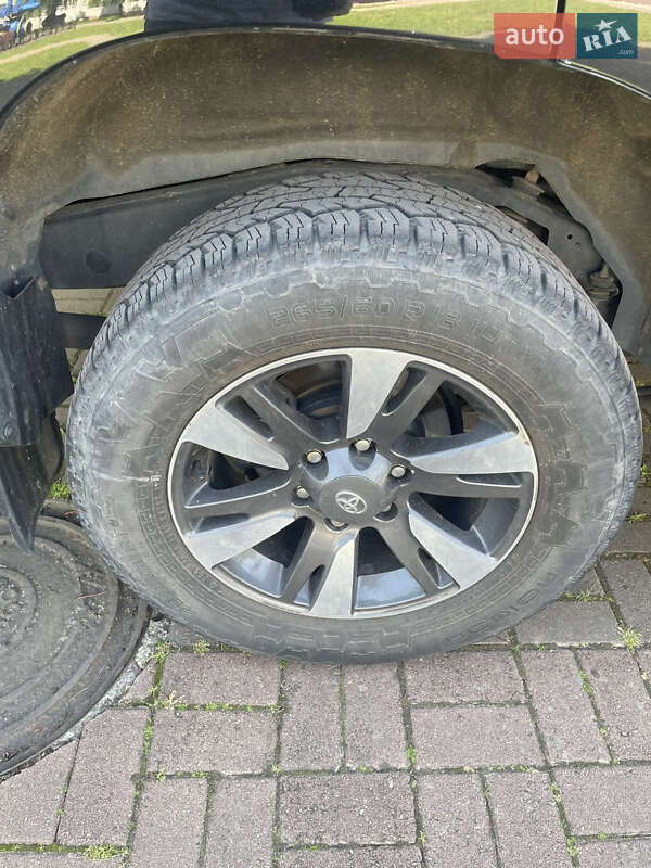 Позашляховик / Кросовер Toyota Land Cruiser Prado 2019 в Івано-Франківську