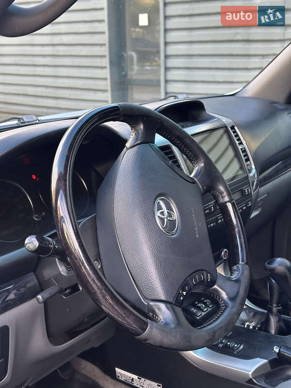 Позашляховик / Кросовер Toyota Land Cruiser Prado 2008 в Івано-Франківську