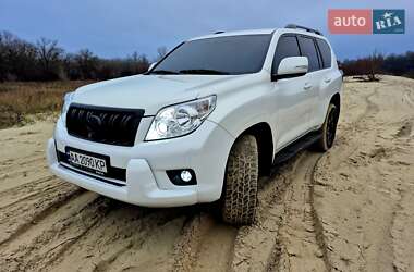 Позашляховик / Кросовер Toyota Land Cruiser Prado 2011 в Мені