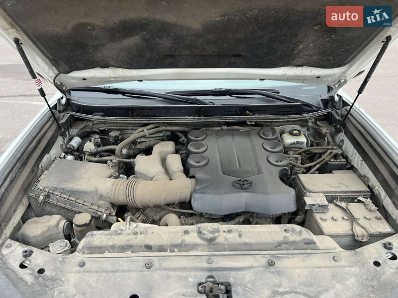 Внедорожник / Кроссовер Toyota Land Cruiser Prado 2021 в Киеве