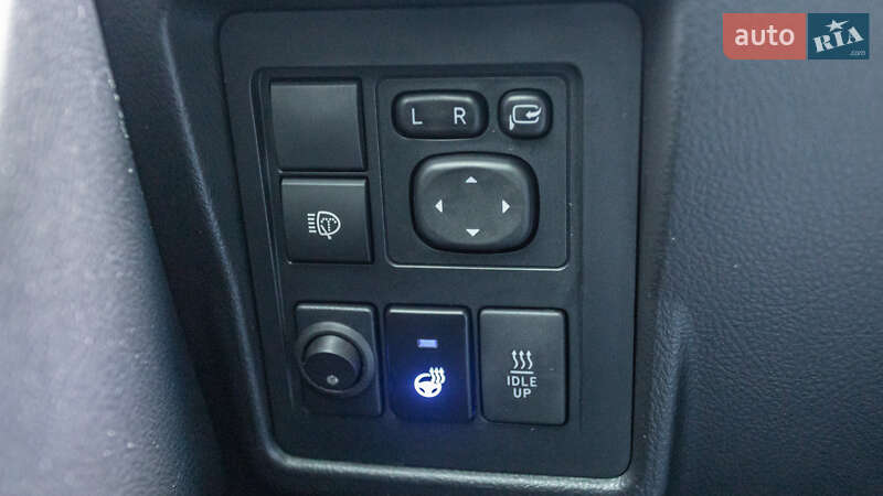 Внедорожник / Кроссовер Toyota Land Cruiser Prado 2019 в Днепре