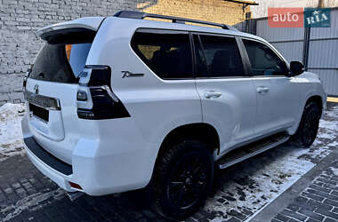 Позашляховик / Кросовер Toyota Land Cruiser Prado 2022 в Харкові