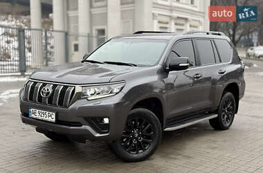 Внедорожник / Кроссовер Toyota Land Cruiser Prado 2021 в Днепре