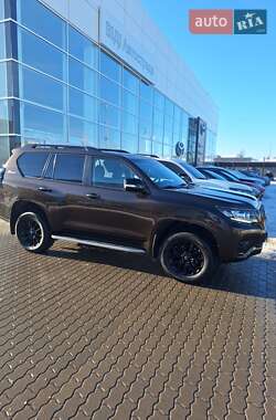 Позашляховик / Кросовер Toyota Land Cruiser Prado 2021 в Києві