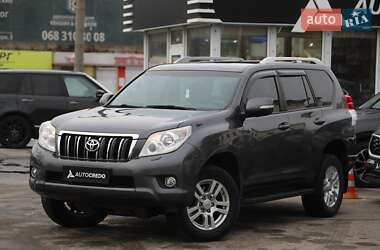 Позашляховик / Кросовер Toyota Land Cruiser Prado 2012 в Харкові