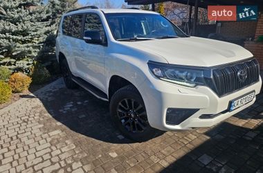 Позашляховик / Кросовер Toyota Land Cruiser Prado 2021 в Києві