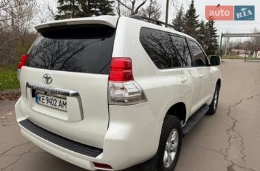 Позашляховик / Кросовер Toyota Land Cruiser Prado 2010 в Кривому Розі