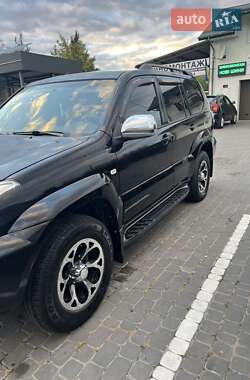 Внедорожник / Кроссовер Toyota Land Cruiser Prado 2005 в Трускавце